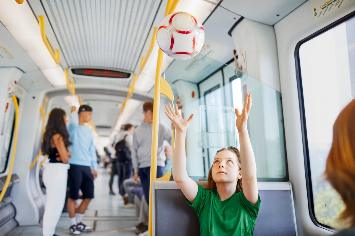 Sådan Rejser Du Med Børn I Bus, Tog Og Metro